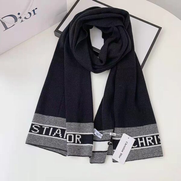 CD Black Muffler
