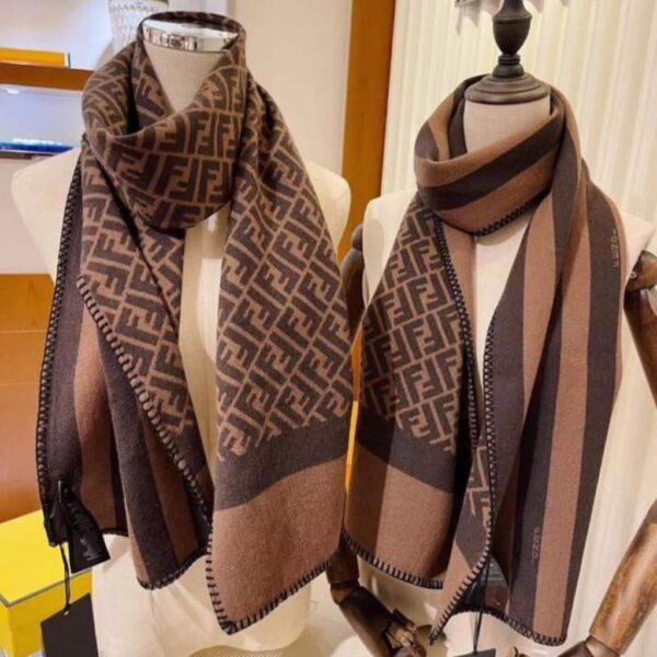 Fendi Unisex Reversible Warm Muffler