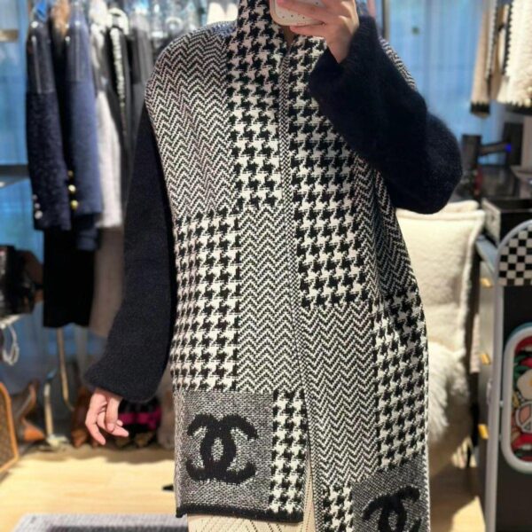 CC Full Warm Stripe Unisex Muffler