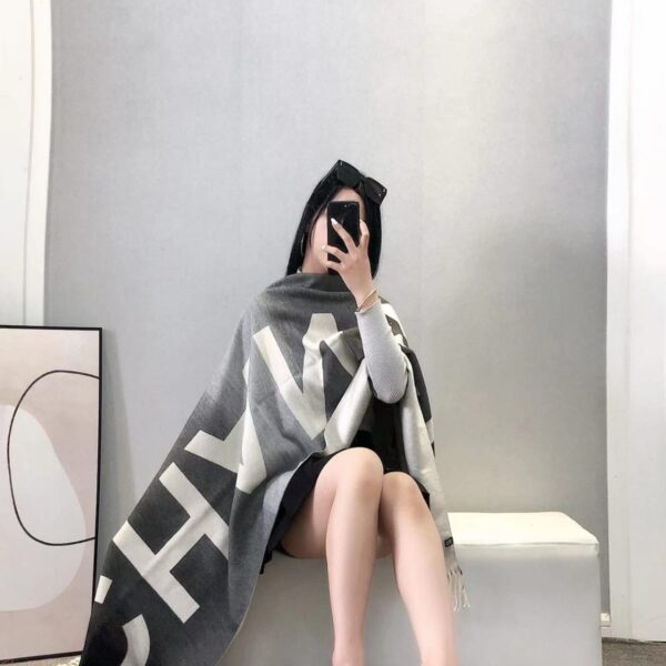 CC Wollen Grey Colour Stole (With Box)