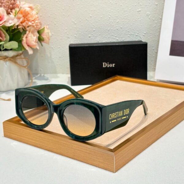 CD Green Women Premium Sunglass