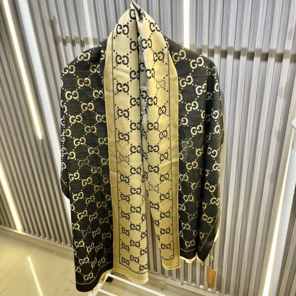 GG GG Black Stole (With Box)