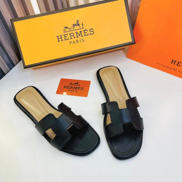 Hermes Oran Black Sandal