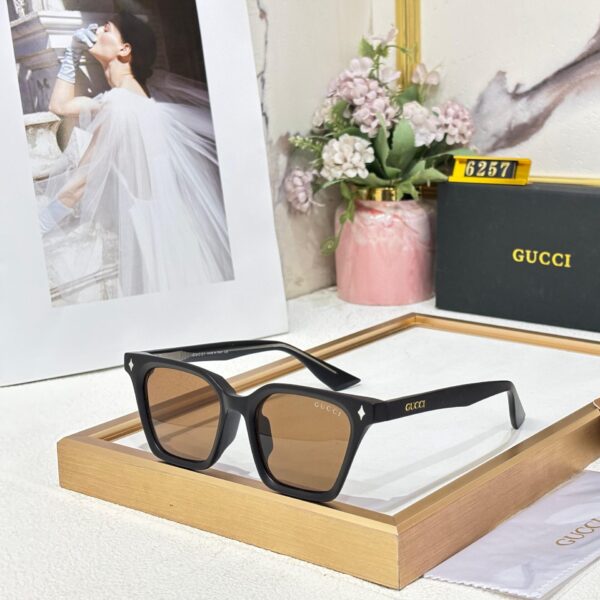GG Wayfarer For Women