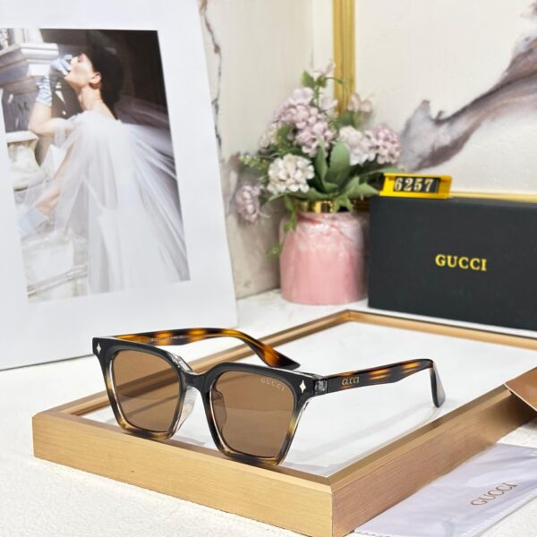 GG Wayfarer For Women