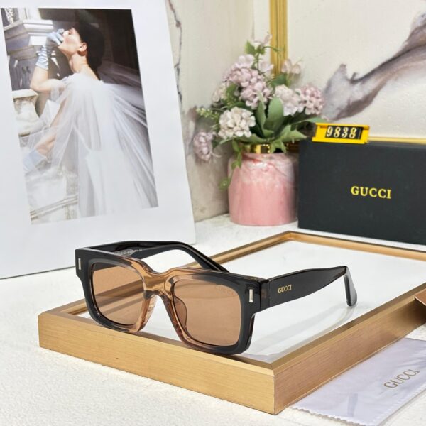 GG Women Wayfarer