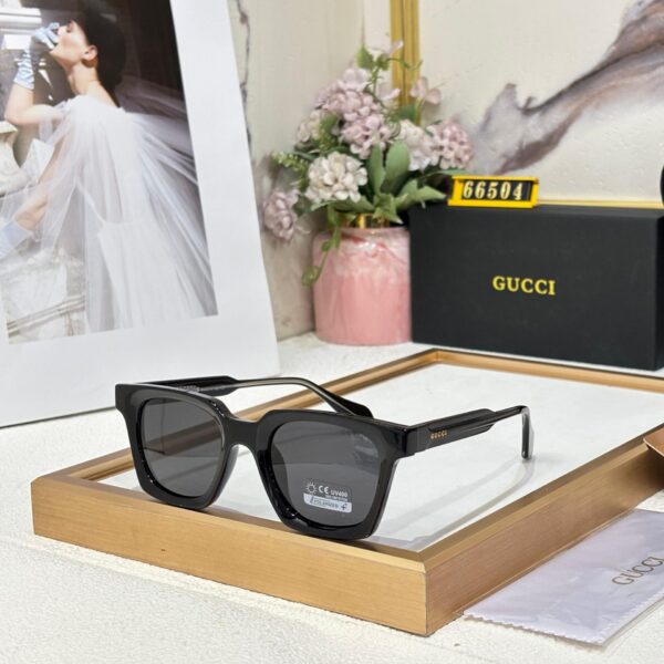 GG Women Polarized Wayfarer