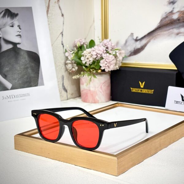 Gentle Monster Unisex Sunglass