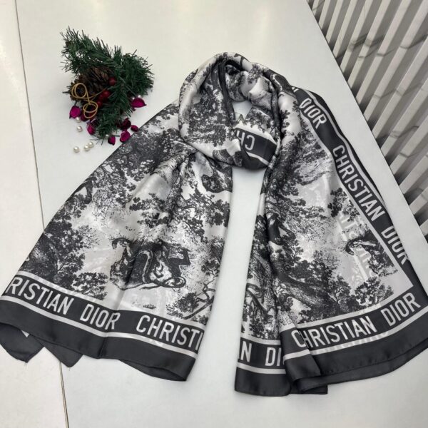 CD Silk Stole