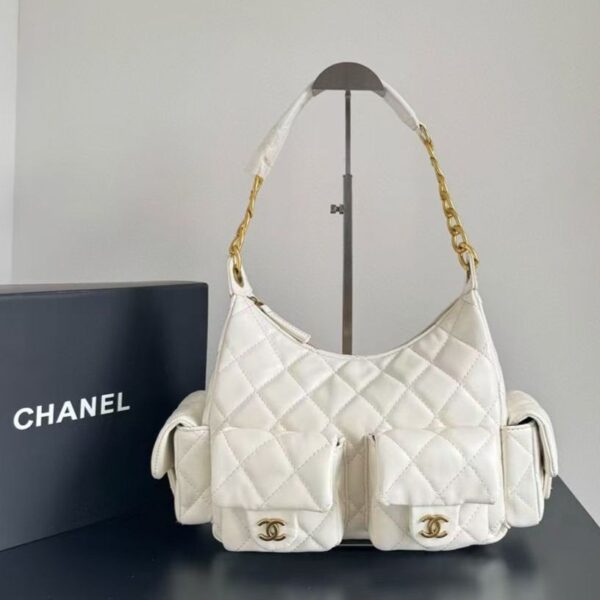 CC 25C White Hobo Bag