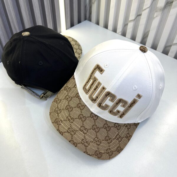 GG White Khaki Baseball Cap