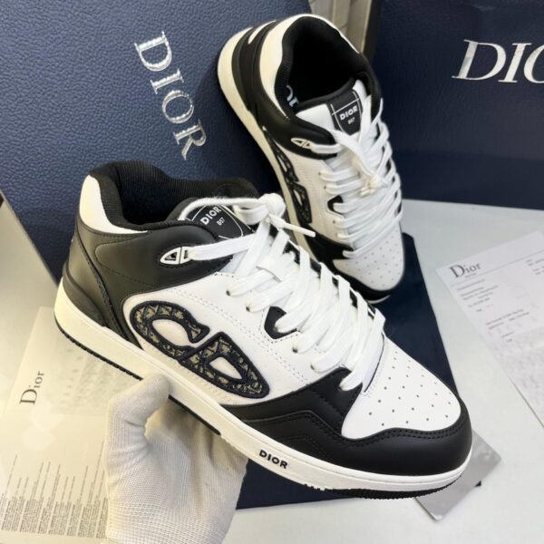 CD B57 Dribble Leather Premium Sneaker