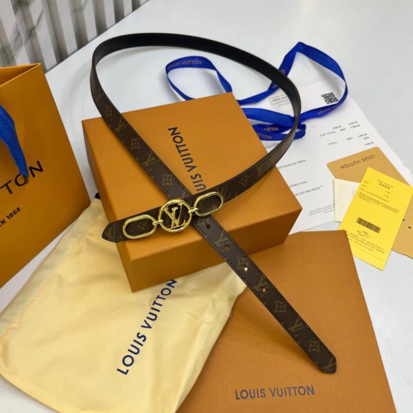 LV Monogram LV Circle Belt